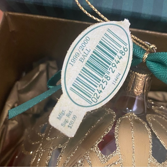 Vintage1999-2000 WATERFORD Holiday Heirlooms Celebration Ball Handblown Ornament - Picture 5 of 16